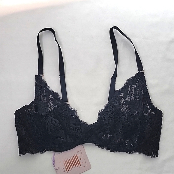 NWT Savage Fenty Unlined Lace Bra Black - Picture 2 of 9